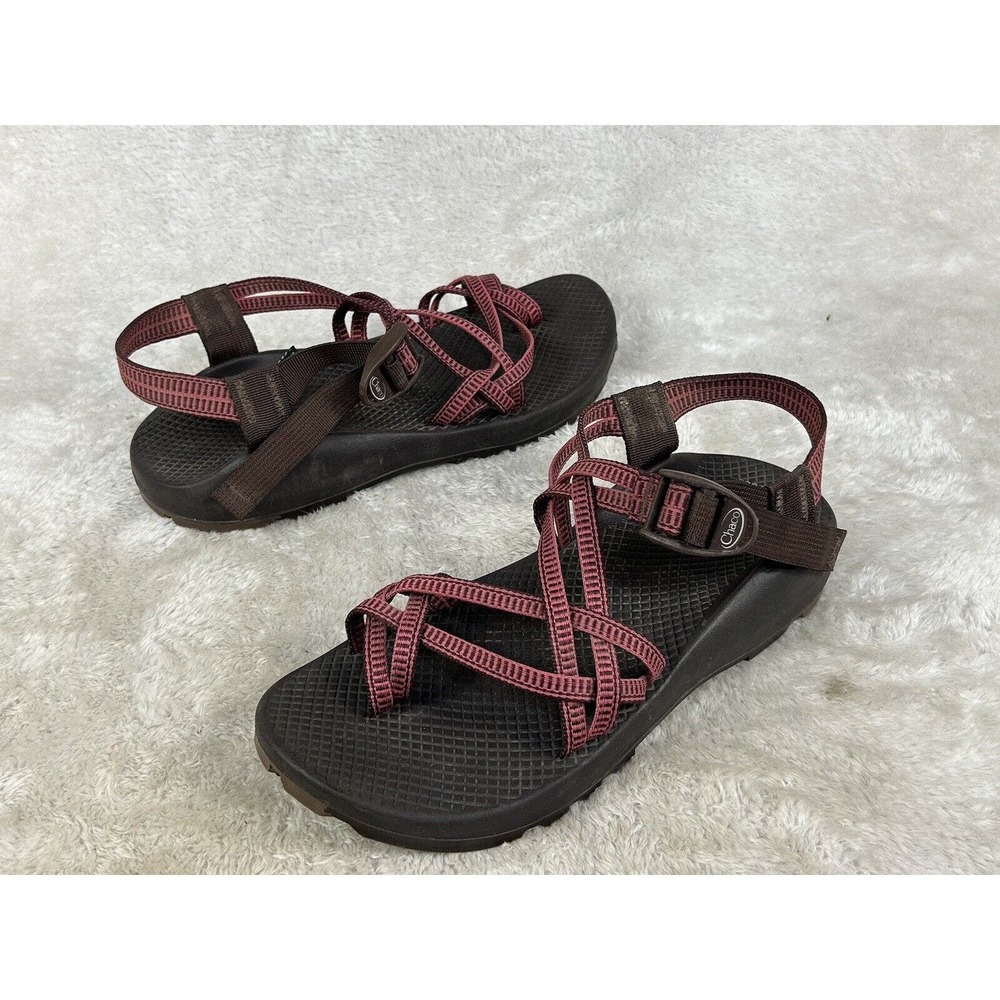 Chaco Sandals Womens 10 Z/Cloud X2 Vibram Strappy Brown Toe-Loop Comfort Flats